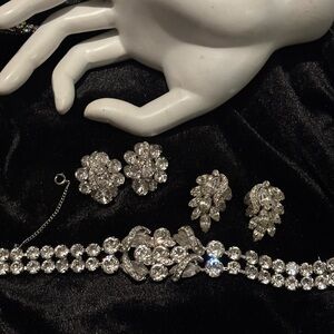 Unique Eisenberg Vintage Silver rhinestones Jewelry Set bracelet&2 pair clip on
